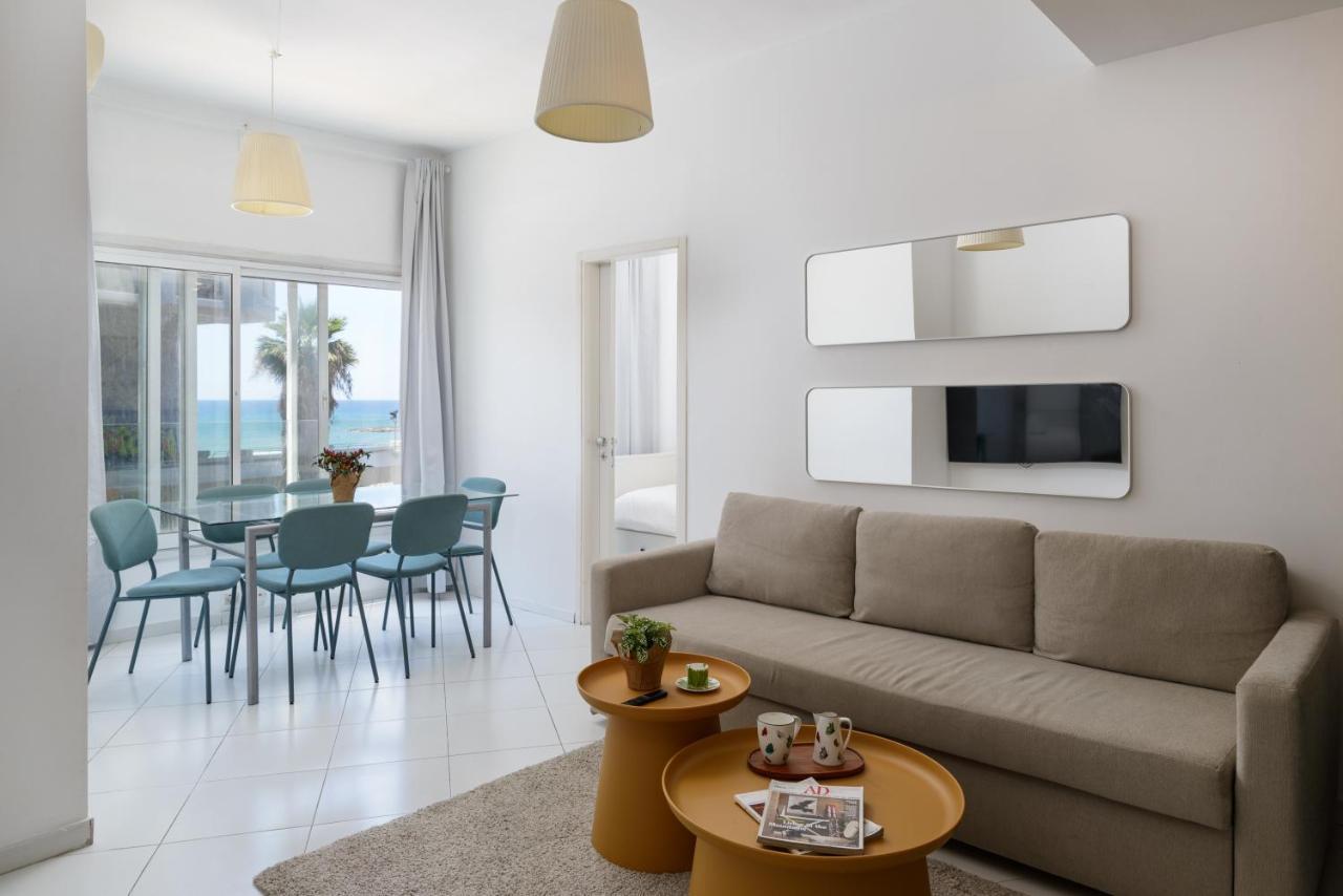 Sea View 2 Bedroom Apartment With Bomb Shelter Тель-Авів Екстер'єр фото